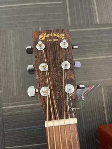 Martin Guitars - DX2E BRAZ 5
